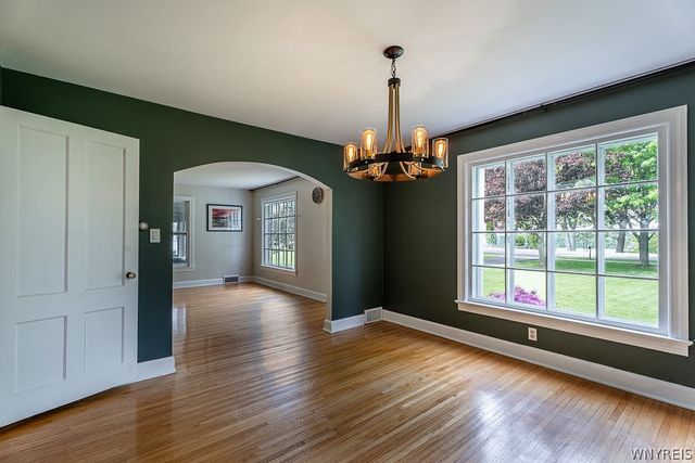 4669 Lower River Road, Lewiston, NY 14092