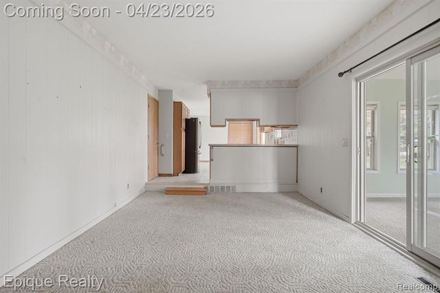 6236 Mckenzie Drive, Flint, MI 48507