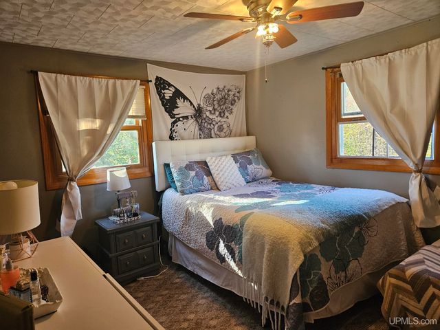 10570 Belmont Drive, Ramsay, MI 49959