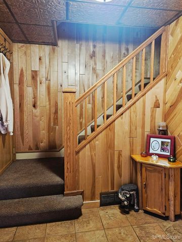 10570 Belmont Drive, Ramsay, MI 49959