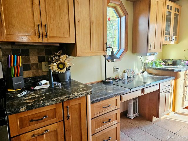 10570 Belmont Drive, Ramsay, MI 49959