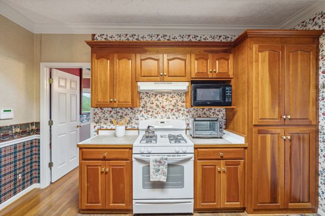 6873 Giles Hill Rd, College Grove, TN 37046
