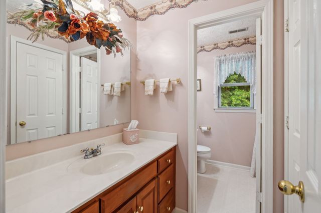 6873 Giles Hill Rd, College Grove, TN 37046