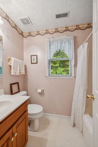 6873 Giles Hill Rd, College Grove, TN 37046
