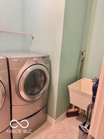 4637 Shadow Ridge Boulevard, Greenwood, IN 46143