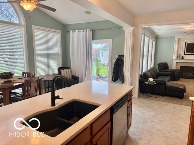 4637 Shadow Ridge Boulevard, Greenwood, IN 46143