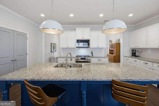 5115 Park Haven Drive, Flowery Branch, GA 30542