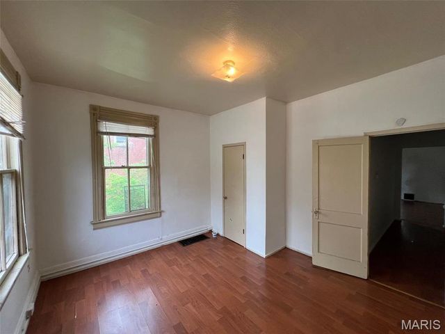 226 N 11th Street, Belleville, IL 62220