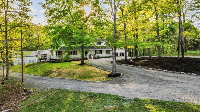 2690 Ashland City Rd, Clarksville, TN 37043