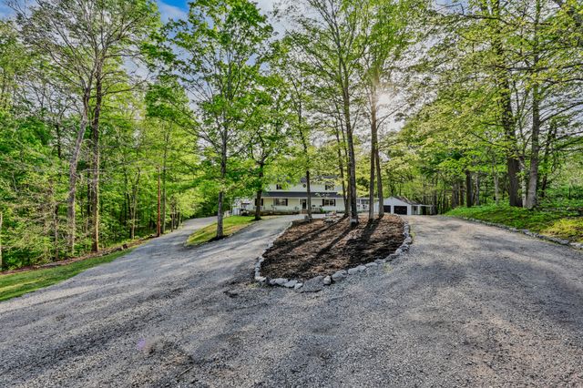2690 Ashland City Rd, Clarksville, TN 37043