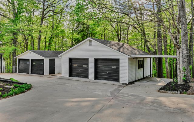 2690 Ashland City Rd, Clarksville, TN 37043