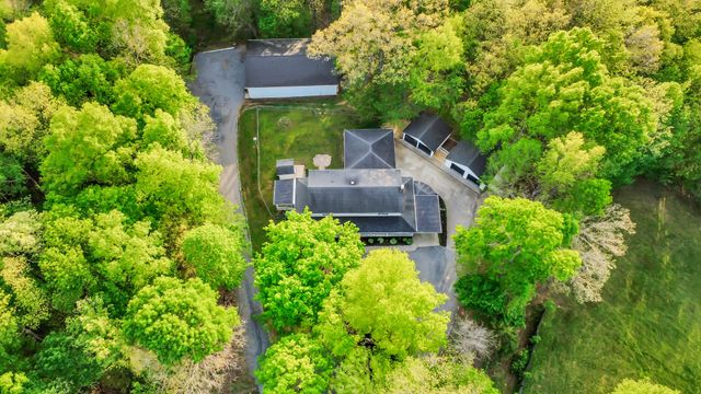 2690 Ashland City Rd, Clarksville, TN 37043