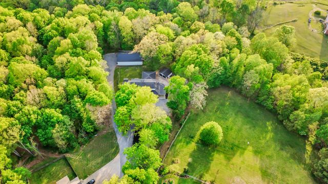 2690 Ashland City Rd, Clarksville, TN 37043