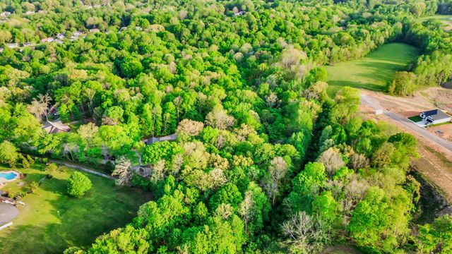2690 Ashland City Rd, Clarksville, TN 37043