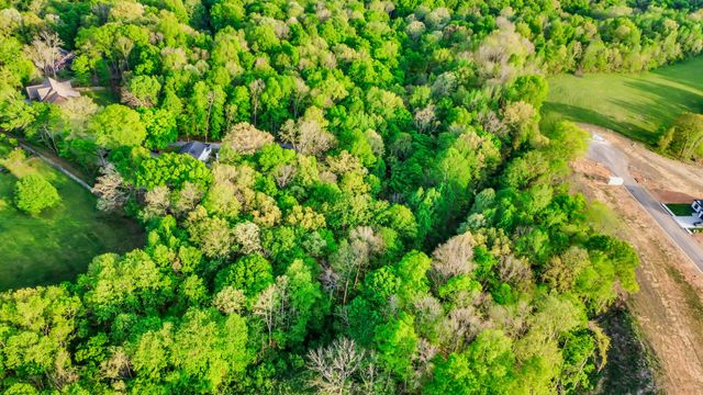 2690 Ashland City Rd, Clarksville, TN 37043