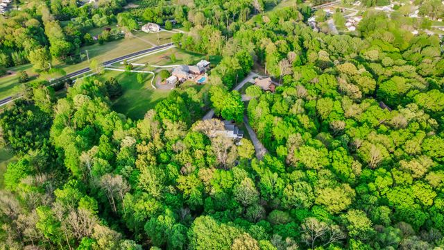 2690 Ashland City Rd, Clarksville, TN 37043
