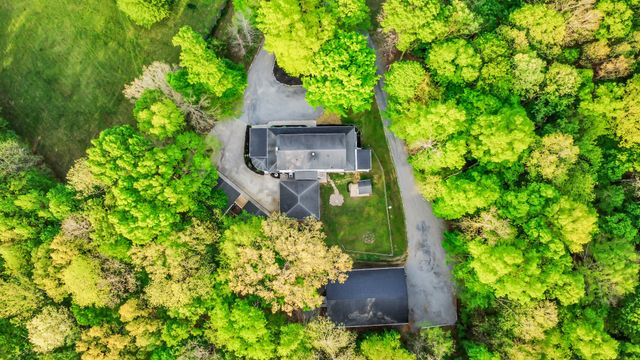 2690 Ashland City Rd, Clarksville, TN 37043