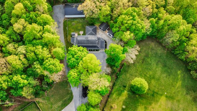 2690 Ashland City Rd, Clarksville, TN 37043