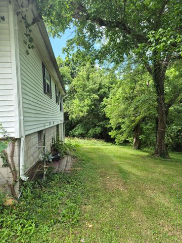 211 Treadway Drive, Owingsville, KY 40360