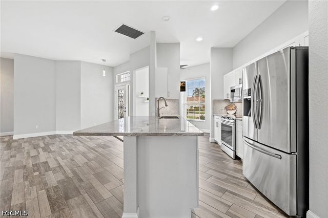 2160 Palo Duro BLVD, North Fort Myers, FL 33917