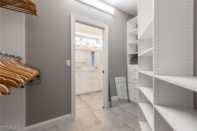 2160 Palo Duro BLVD, North Fort Myers, FL 33917