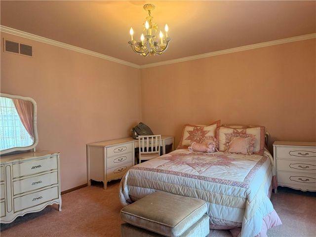 4618 Brookwood Terrace, St Joseph, MO 64506