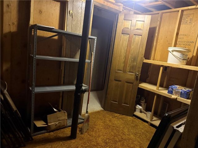 4618 Brookwood Terrace, St Joseph, MO 64506