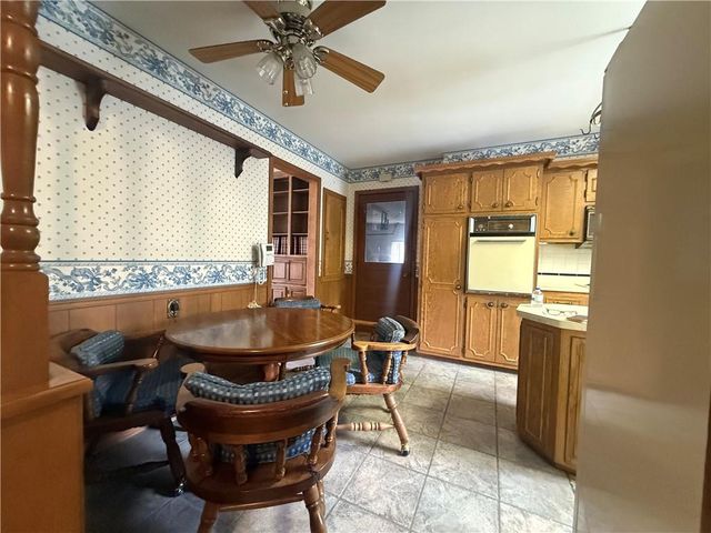 4618 Brookwood Terrace, St Joseph, MO 64506