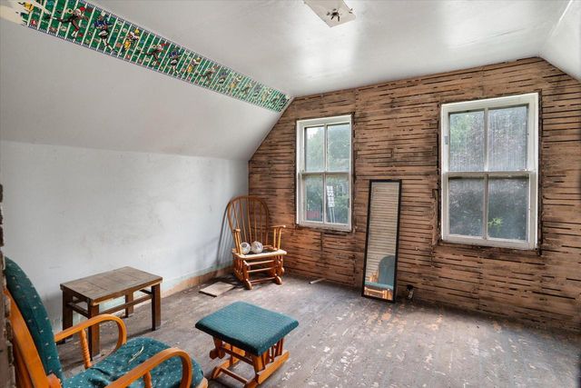 222 W Decker STREET, Viroqua, WI 54665