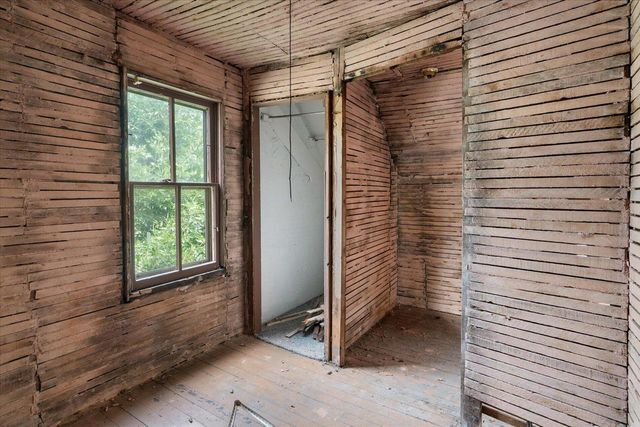 222 W Decker STREET, Viroqua, WI 54665