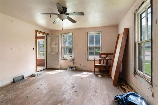 222 W Decker STREET, Viroqua, WI 54665