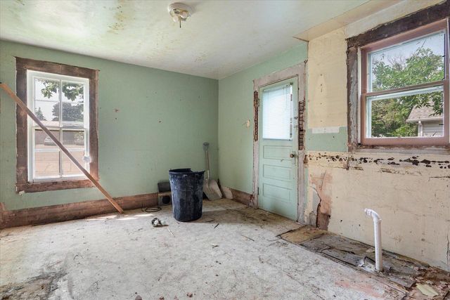 222 W Decker STREET, Viroqua, WI 54665