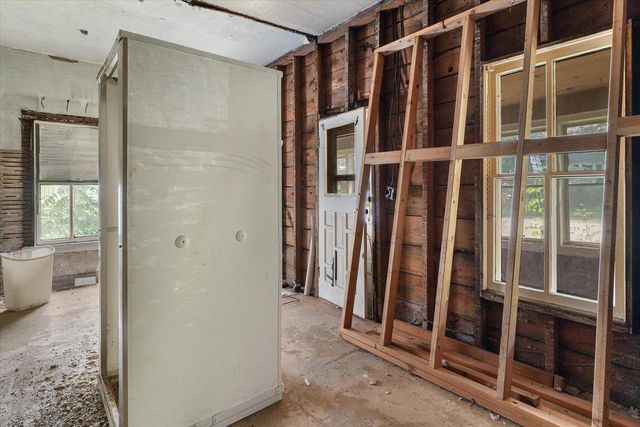 222 W Decker STREET, Viroqua, WI 54665