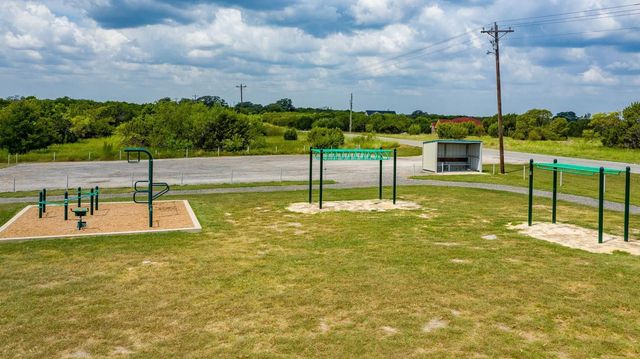 915 Anchor's Way, Bluff Dale, TX 76433