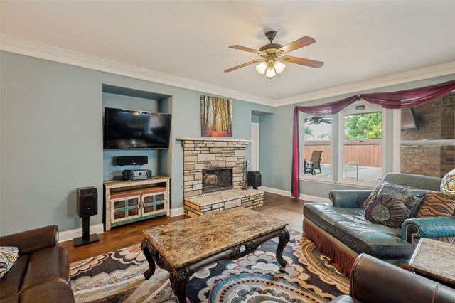 3608 Cottonwood Springs Drive, The Colony, TX 75056