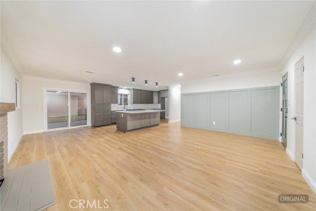 510 W Hacienda, Corona, CA 92882