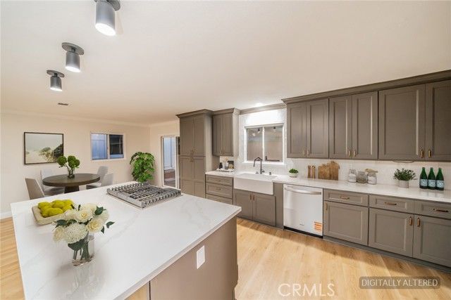 510 W Hacienda, Corona, CA 92882