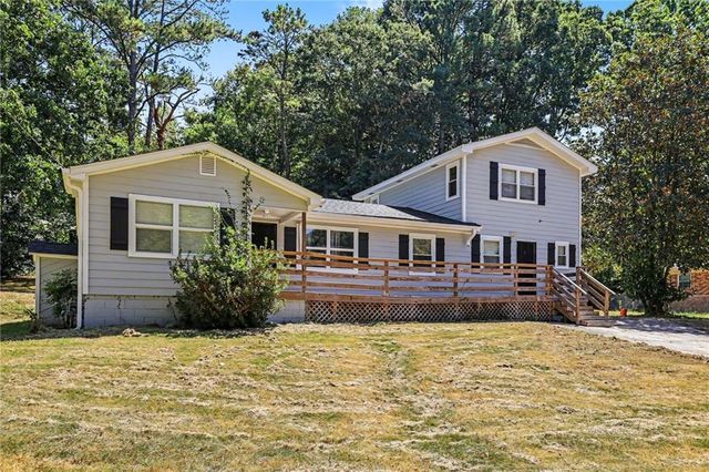 3898 Panthersville Road, Ellenwood, GA 30294