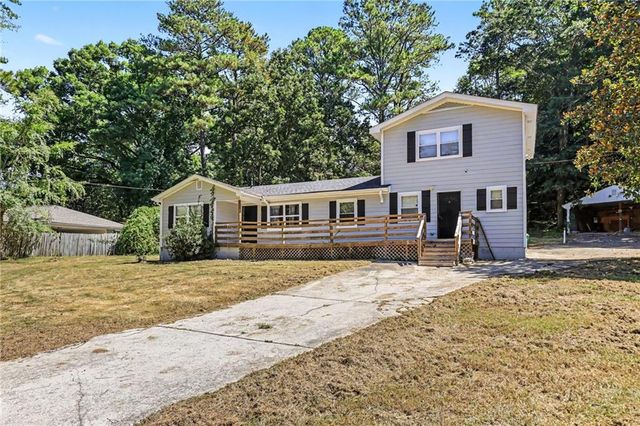 3898 Panthersville Road, Ellenwood, GA 30294