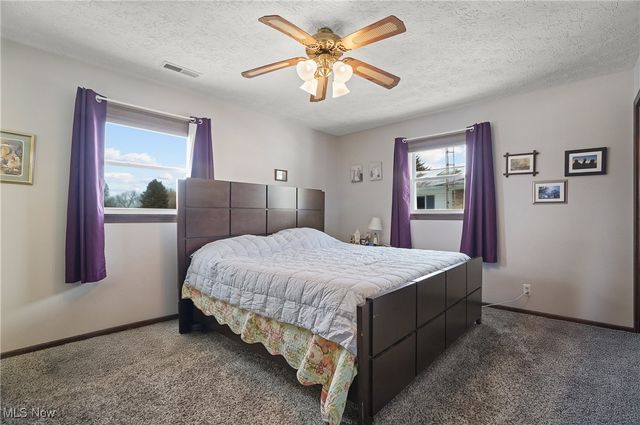 1601 Raywood Road, Alliance, OH 44601