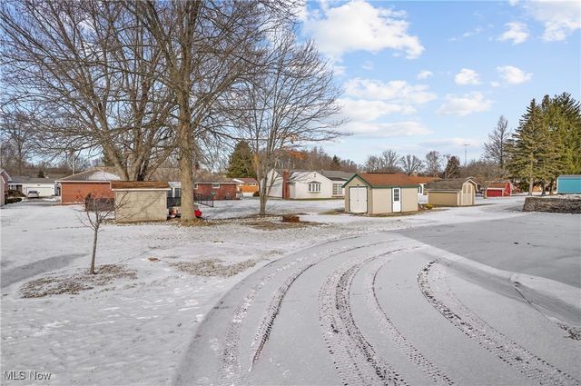 1601 Raywood Road, Alliance, OH 44601