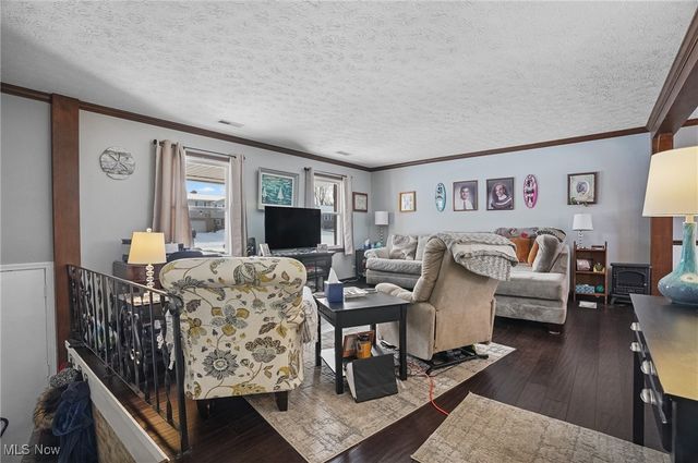 1601 Raywood Road, Alliance, OH 44601