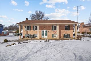 1601 Raywood Road, Alliance, OH 44601
