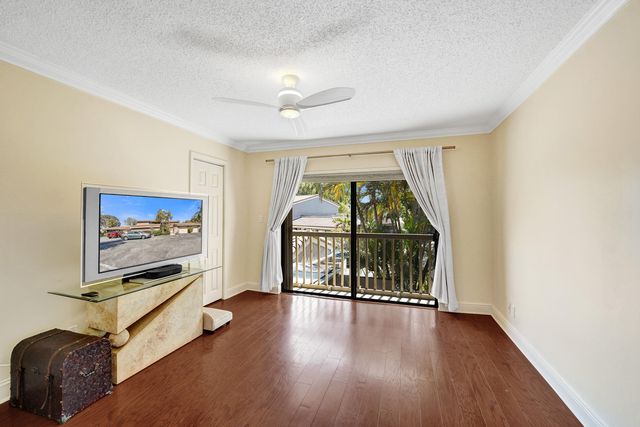 403 Dunwoody Lane 38, Hollywood, FL 33021