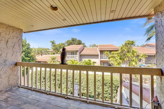 403 Dunwoody Lane 38, Hollywood, FL 33021