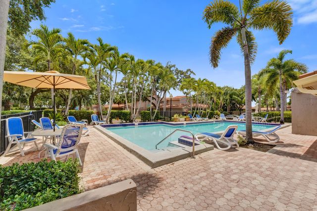 403 Dunwoody Lane 38, Hollywood, FL 33021