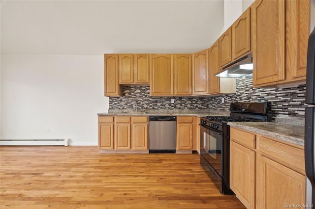 10 Pennyfield Avenue 5C, Bronx, NY 10465