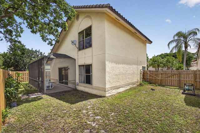 1726 Shoreside Circle, Wellington, FL 33414