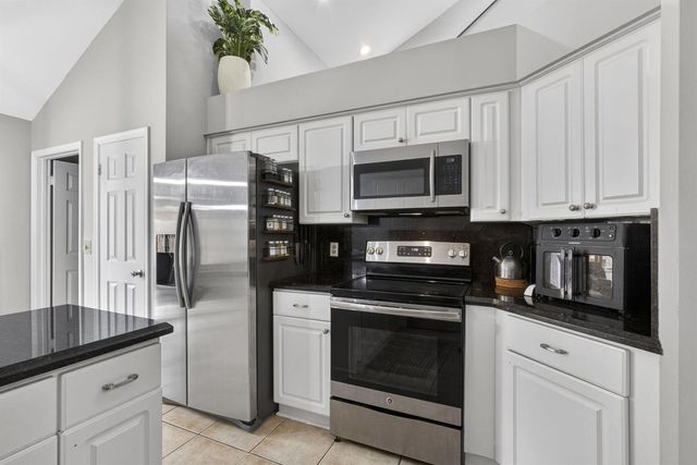 1726 Shoreside Circle, Wellington, FL 33414