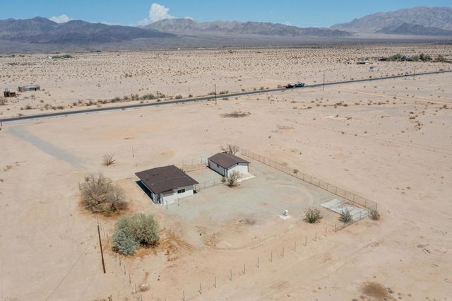 84417 Amboy Road, 29 Palms, CA 92277